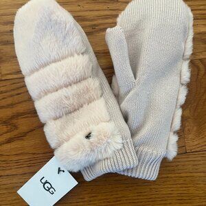 NEW! UGG Faux Fur Pink Crystal Mittens S/M